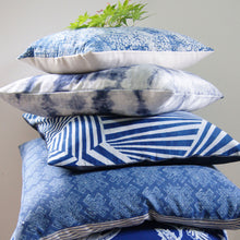 Load image into Gallery viewer, GEOMETRIC INDIO PILLOW COVER