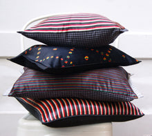 Load image into Gallery viewer, BLACK SILK PILLOW COVER