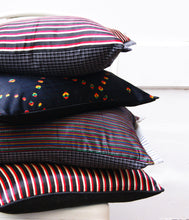 Load image into Gallery viewer, BLACK SILK PILLOW COVER 20"