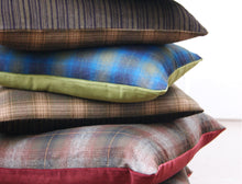 Load image into Gallery viewer, Plaid Wool Pillow Cover