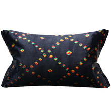 Load image into Gallery viewer, BLACK SILK PILLOW COVER