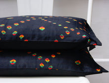Load image into Gallery viewer, BLACK SILK PILLOW COVER